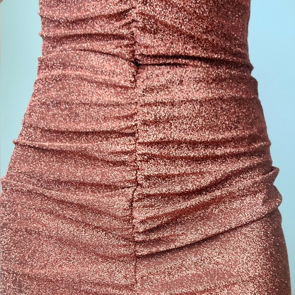 ✨️Any 3 for $15✨️ H&M Sparkly Ruched Brown Halter Dress - Picture 2 of 6